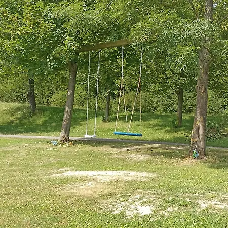 Mobilheim Pod Vyhlidkou Semesterbostad Litomyšl